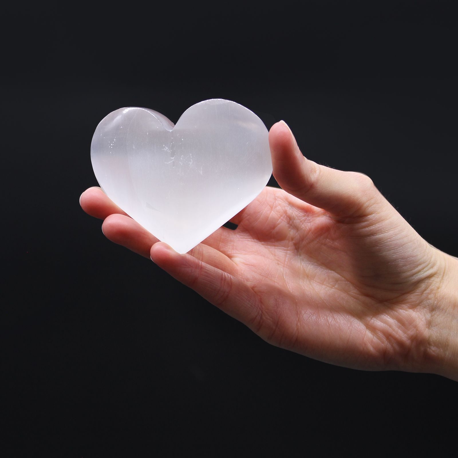 Selenite Heart - 5-6 cm - Image 3